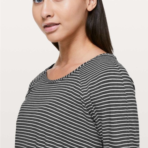 Lululemon Emerald Long Sleeve
Modern Stripe Heathered Black White - Picture 2 of 7